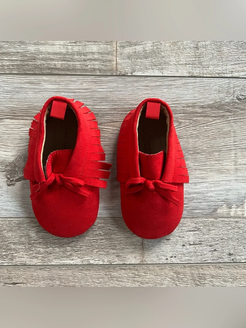 Old Navy Red Fringed Moccasin Baby Shoes Size 6-12 Months
